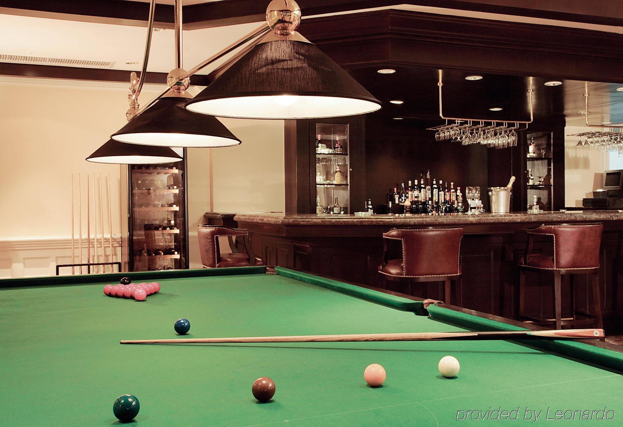 金马仑高原度假村酒店 外观 照片 A pool table